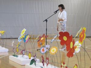 Ravnateljica Alenka in rožice